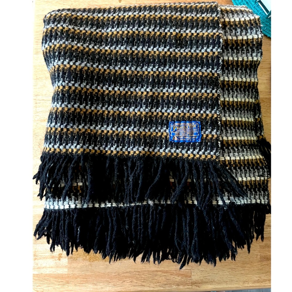 Pendleton Vintage virgin wool throw blanket
